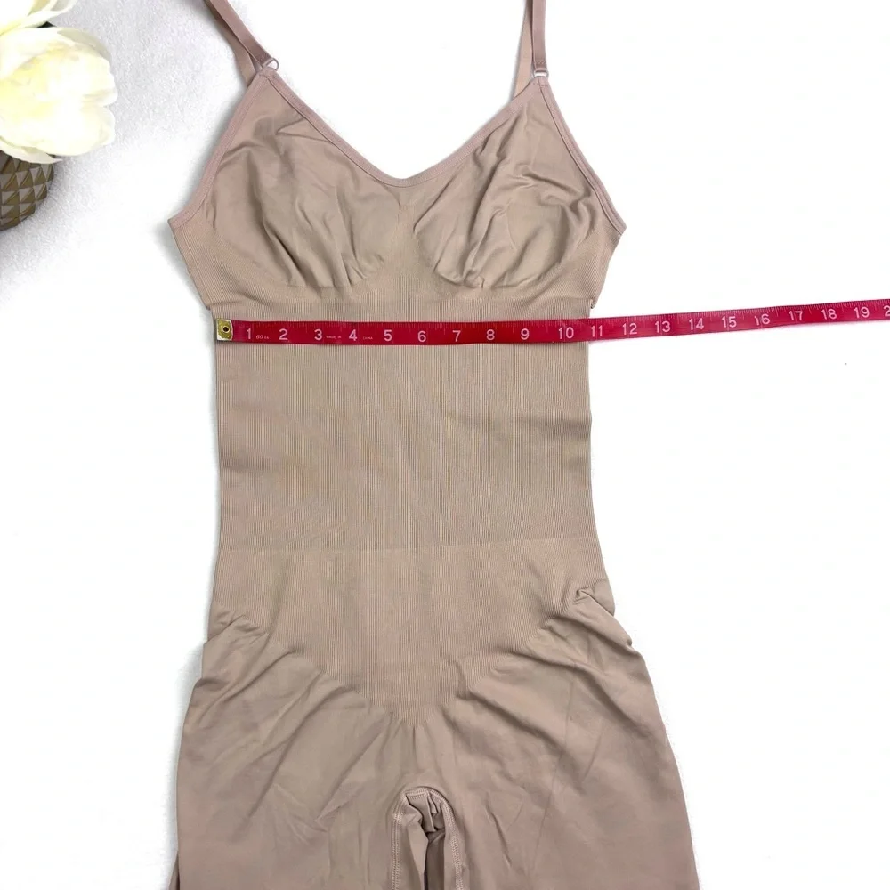 Shecurve Seamless Nude Smoothing Full Body Booty Popping Shapewear Bodysuit (XL)